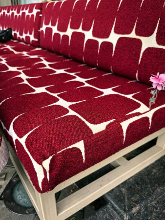 Мебельные гобелены TAPTEX в интерьере КуКу Краснодар HoReCa