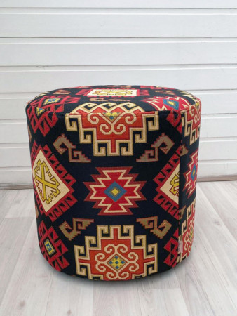 Круглый пуф из гобелена Арарат, съемный чехол | TAPTEX.RU
